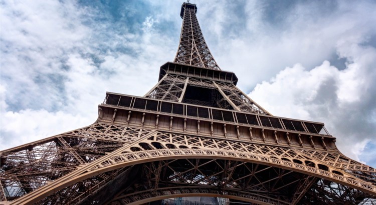 Eiffel-Tower-pexels-photo-149522-1